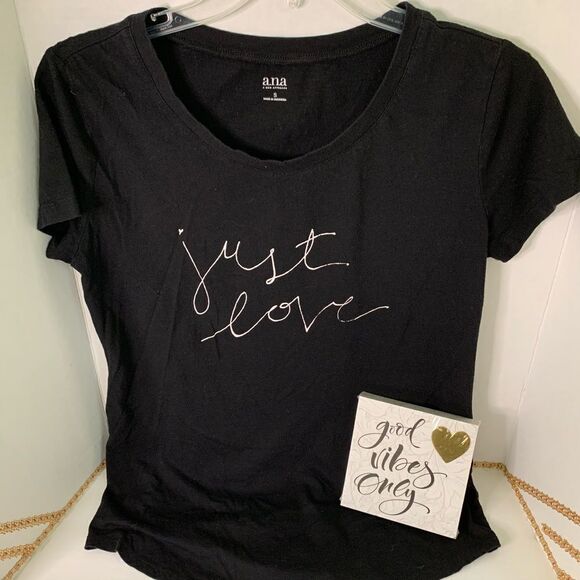 Ana black graphic top - Picture 1 of 4
